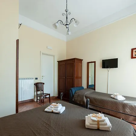 Conte Cavour Pensión