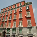 Conte Cavour 나폴리
