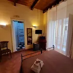 Conte Cavour 게스트하우스 4*