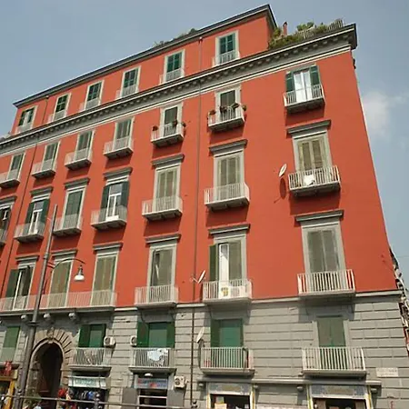 Conte Cavour Nápoles
