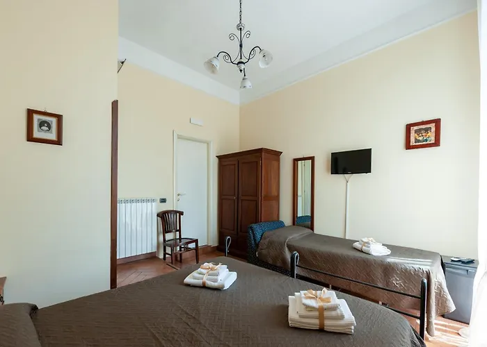 肯特凯沃尔住宿加早餐酒店 招待所